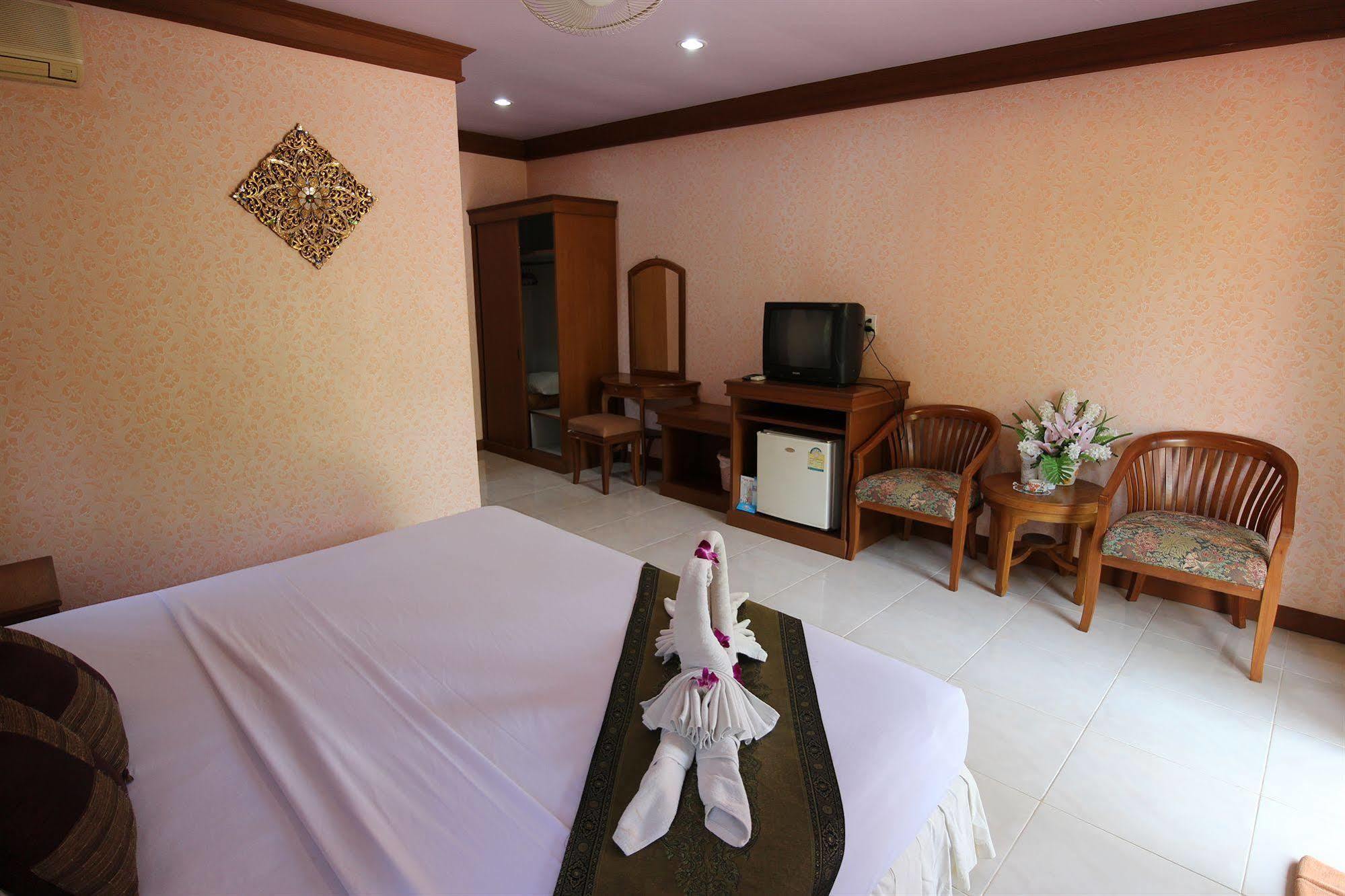 Lanta Villa Resort Ban Ai Dao Exterior foto