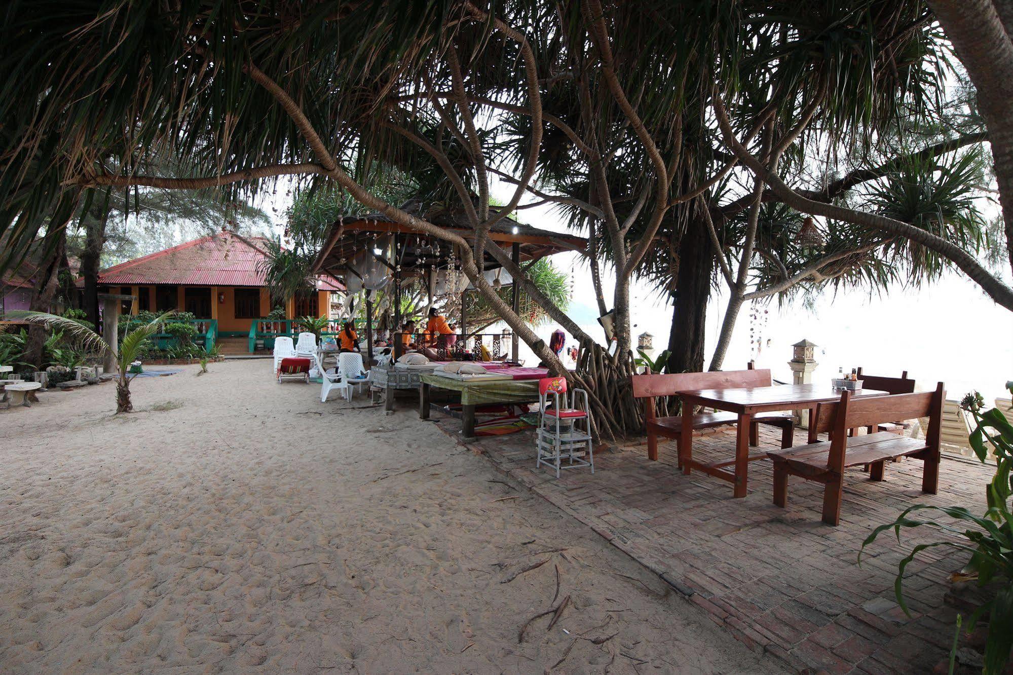 Lanta Villa Resort Ban Ai Dao Exterior foto
