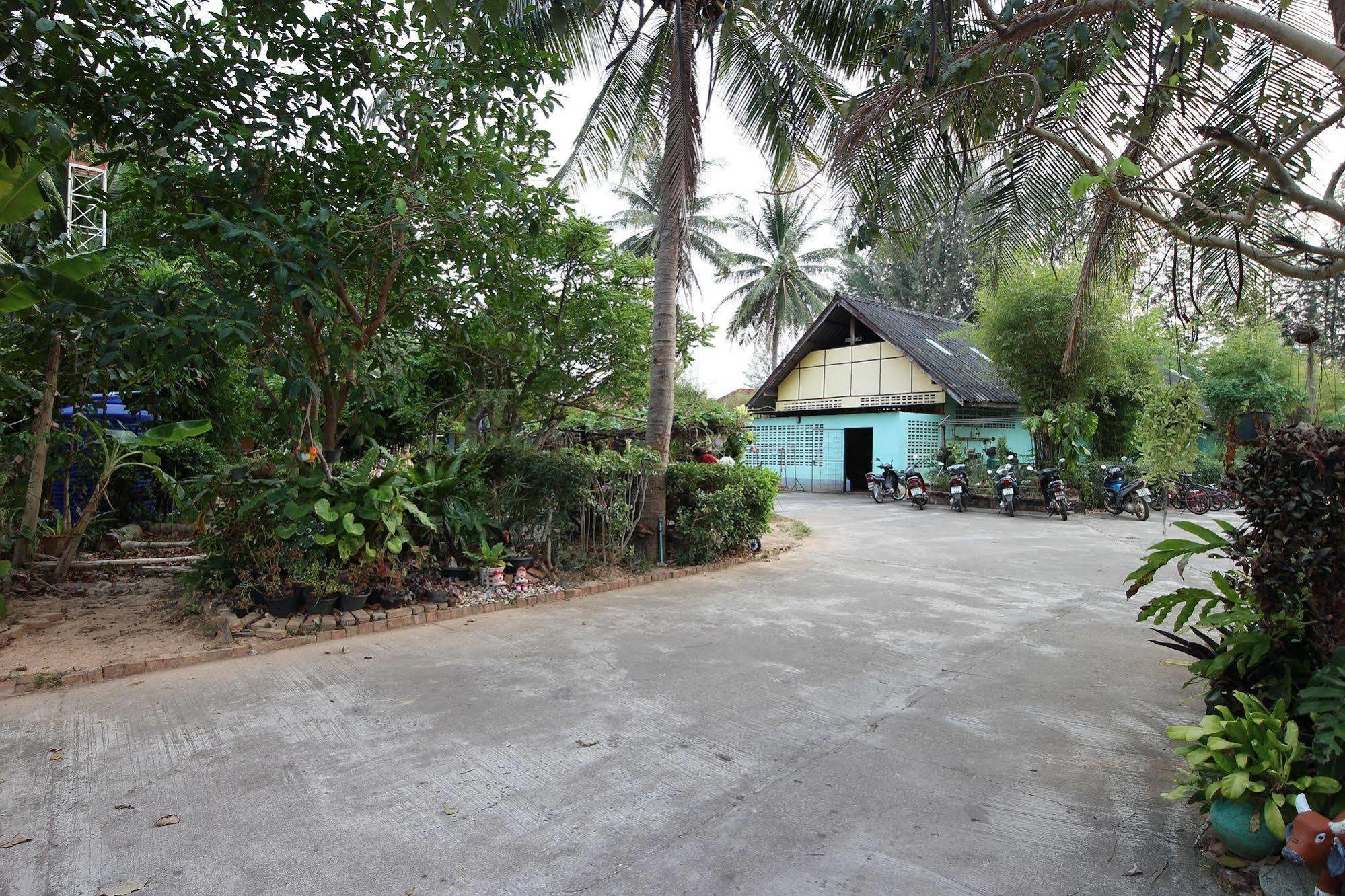 Lanta Villa Resort Ban Ai Dao Exterior foto
